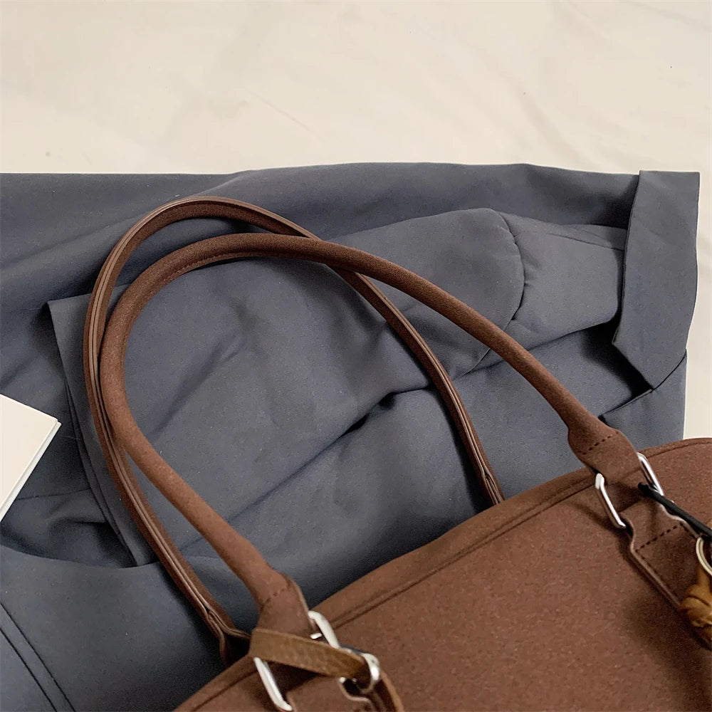 bolsa feminina bolsa grife luxo bolsas femininas promoção Tamanho grande Mulheres Sacos De Bowling Camurça Cor Pura Grande Capacidade Ombro Crossbody Bag Com Alça Longa 2024 Designer De Luxo Bolsas